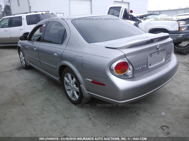 JN1DA31A53T403758 - 2003 NISSAN MAXIMA GLE/SE SILVER photo 3