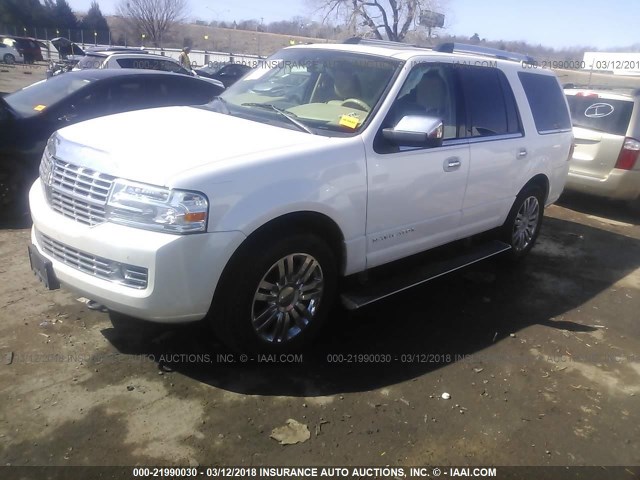 5LMFU27529EJ01867 - 2009 LINCOLN NAVIGATOR 白色 照片 2