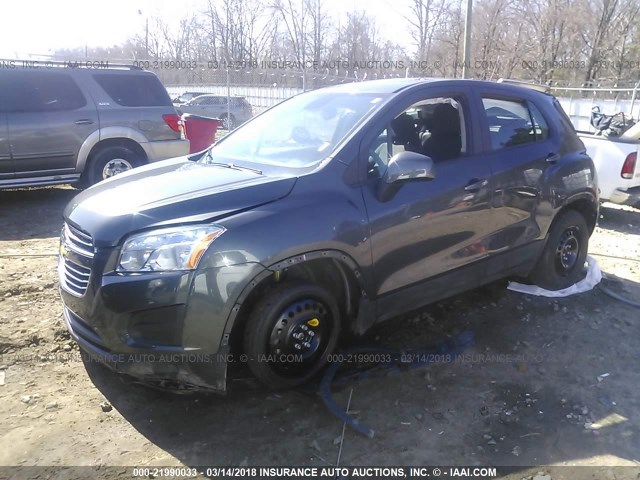 3GNCJKSB6GL236452 - 2016 CHEVROLET TRAX LS GRAY photo 2