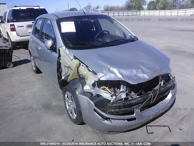 KL1TD66678B191830 - 2008 CHEVROLET AVEO LS SILVER photo 1