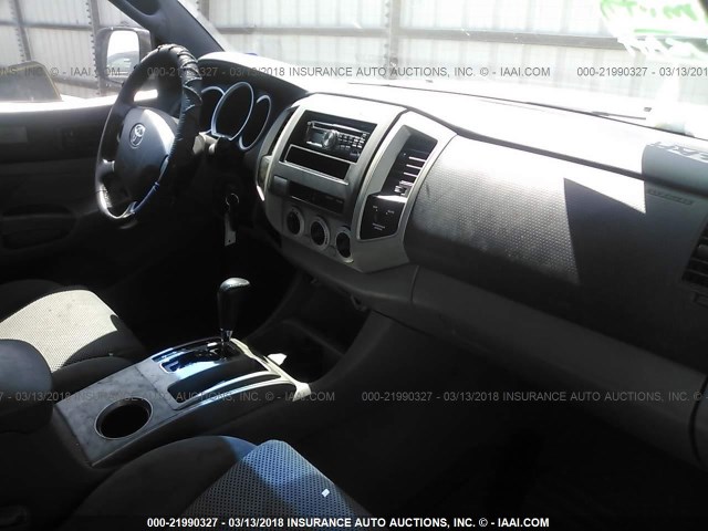 5TETU62N68Z565751 - 2008 TOYOTA TACOMA PRERUNNER ACCESS CAB SILVER photo 5