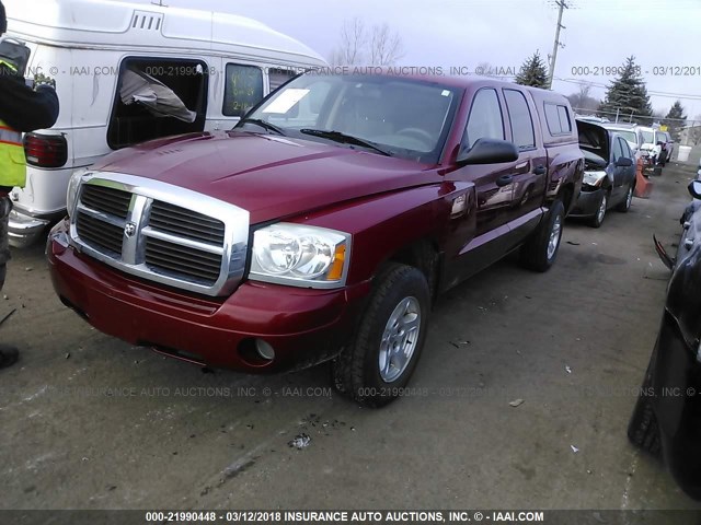 1D7HW48K16S621636 - 2006 DODGE DAKOTA QUAD SLT RED photo 2