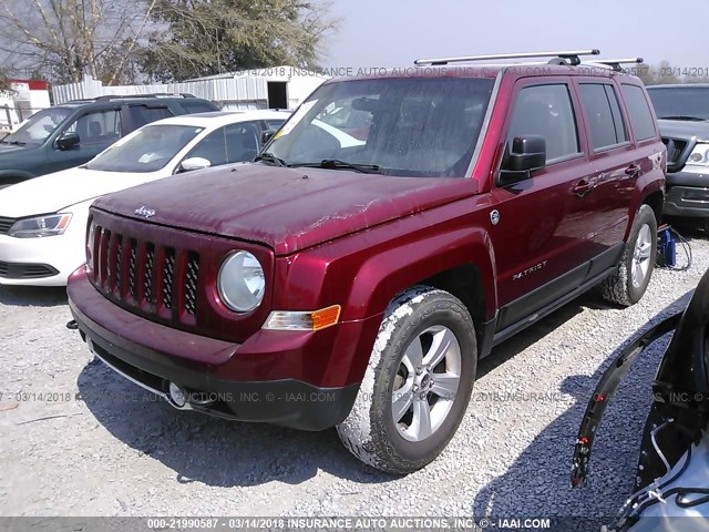 1C4NJRCB2CD665502 - 2012 JEEP PATRIOT LIMITED MAROON photo 2