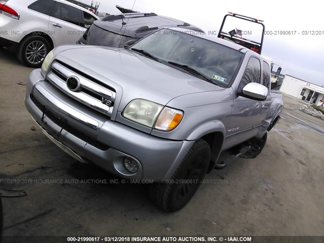 5TBBT441X4S447277 - 2004 TOYOTA TUNDRA ACCESS CAB SR5 GRAY photo 2