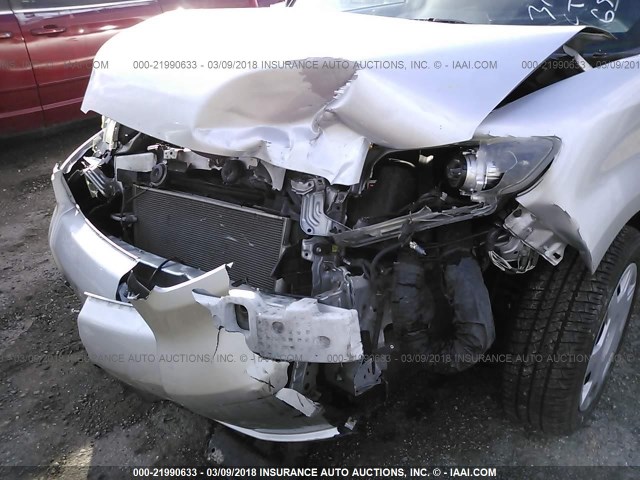 JTLKE50E981046522 - 2008 TOYOTA SCION XB SILVER photo 6
