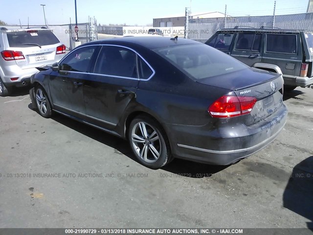 1VWCM7A35DC133440 - 2013 VOLKSWAGEN PASSAT SEL BLACK photo 3