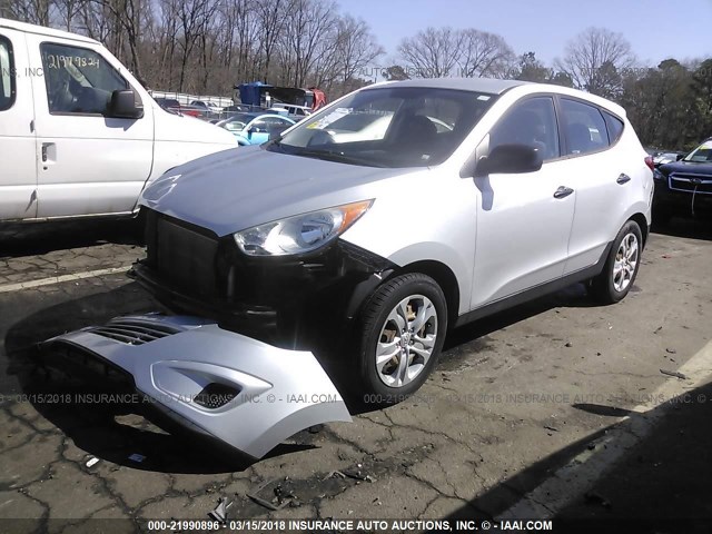 KM8JT3AB1BU120264 - 2011 HYUNDAI TUCSON GL/GLS SILVER photo 2