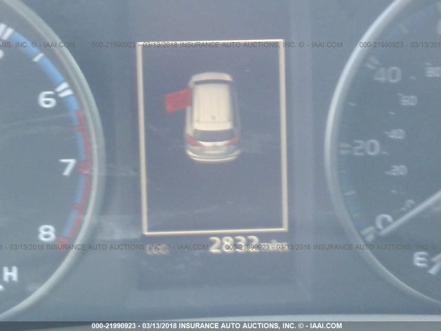 2T3WFREV0JW423241 - 2018 TOYOTA RAV4 ADVENTURE/XLE 白色 照片 7