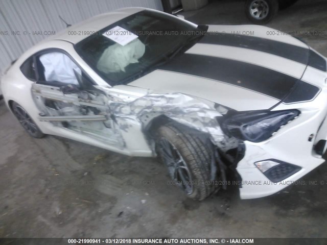 JF1ZNAA1XE8706073 - 2014 TOYOTA SCION FR-S 白色 照片 6