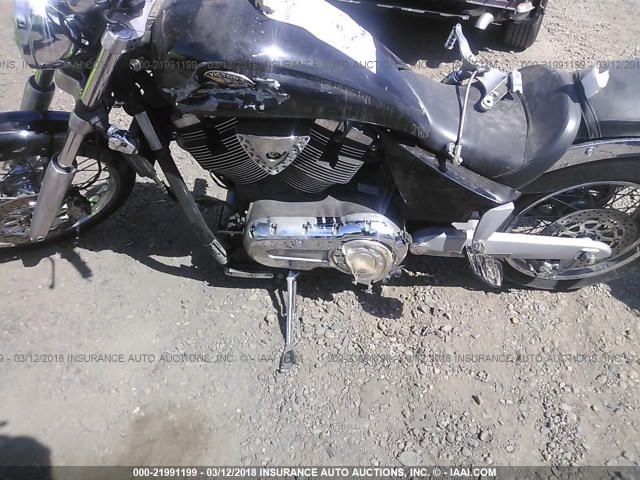 5VPGB16D743004481 - 2004 VICTORY MOTORCYCLES VEGAS 黑色 照片 9