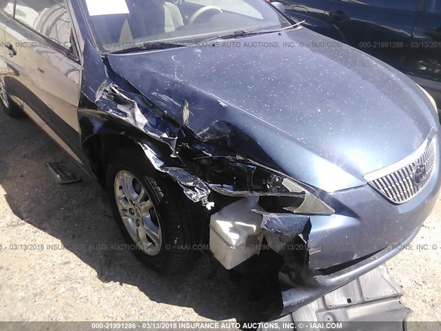 4T1CE30PX4U829987 - 2004 TOYOTA CAMRY SOLARA SE/SLE მუქი ლურჯი ფოტო 6