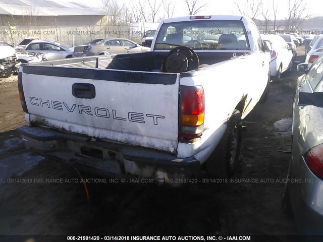 1GCEC14W02Z168494 - 2002 CHEVROLET SILVERADO C1500 WHITE photo 4