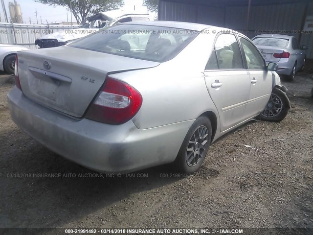 4T1BE32K44U357346 - 2004 TOYOTA CAMRY LE/XLE/SE SILVER photo 4