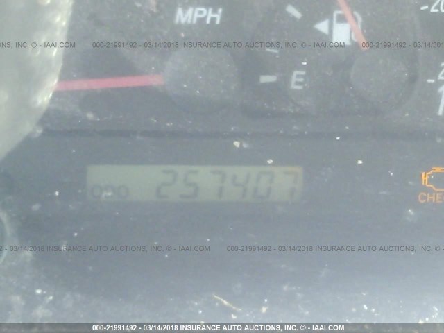 4T1BE32K44U357346 - 2004 TOYOTA CAMRY LE/XLE/SE SILVER photo 7