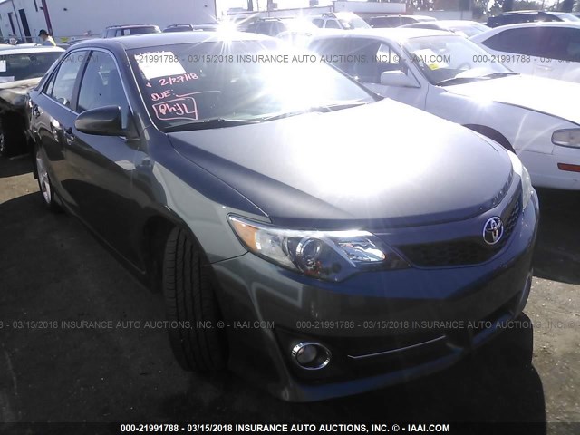 4T1BF1FKXDU676438 - 2013 TOYOTA CAMRY L/SE/LE/XLE 灰色 照片 1