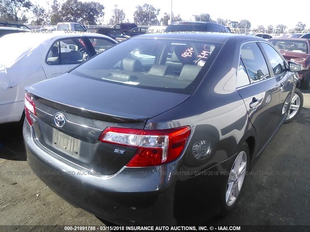 4T1BF1FKXDU676438 - 2013 TOYOTA CAMRY L/SE/LE/XLE 灰色 照片 4