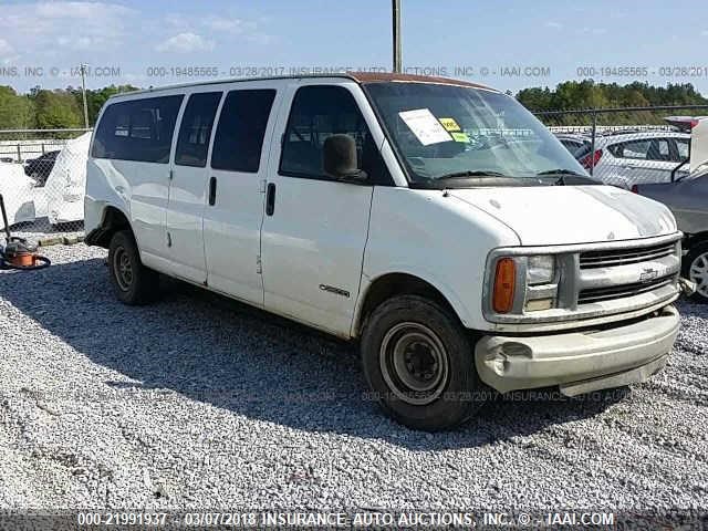 1GAHG39R0Y1208122 - 2000 CHEVROLET EXPRESS G3500  WHITE photo 1