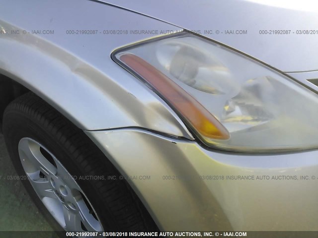 JN8AZ08T75W304203 - 2005 NISSAN MURANO SL/SE/S SILVER photo 6