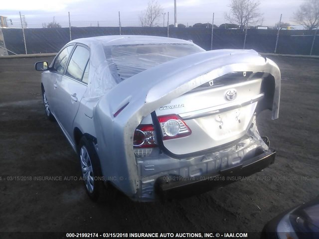 2T1BU4EE7DC009279 - 2013 TOYOTA COROLLA S/LE SILVER photo 3