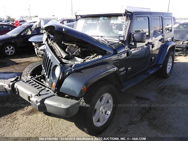 1J8GA59137L157933 - 2007 JEEP WRANGLER SAHARA GRAY photo 2