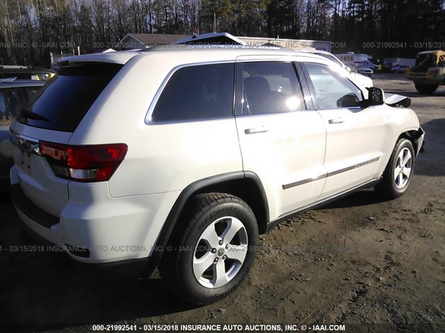 1J4RR4GG5BC657055 - 2011 JEEP GRAND CHEROKEE LAREDO WHITE photo 4