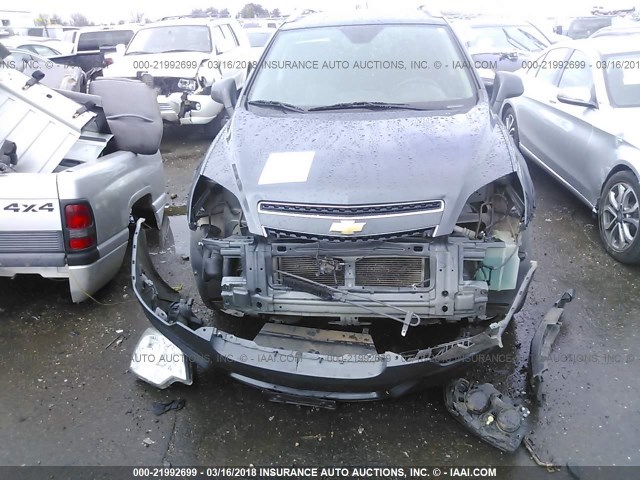 3GNFL3EK8DS517694 - 2013 CHEVROLET CAPTIVA LT GRAY photo 6