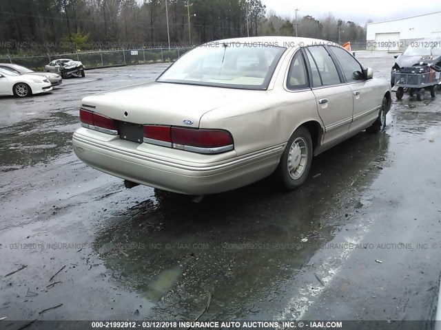 2FALP74WXVX229204 - 1997 FORD CROWN VICTORIA LX Pewter photo 4