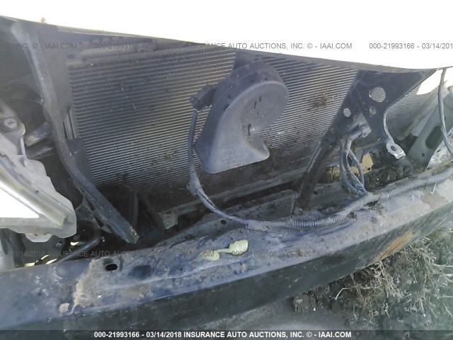 4T1BF1FK8CU551436 - 2012 TOYOTA CAMRY SE/LE/XLE Белый фото 6