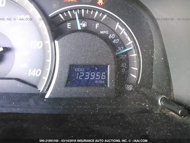 4T1BF1FK8CU551436 - 2012 TOYOTA CAMRY SE/LE/XLE Белый фото 7