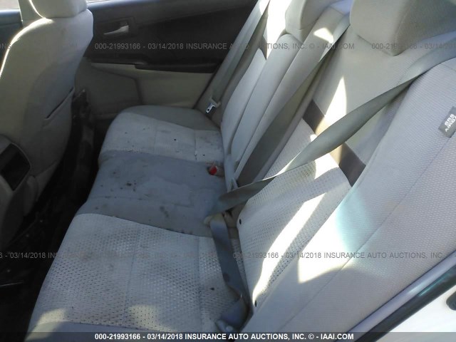 4T1BF1FK8CU551436 - 2012 TOYOTA CAMRY SE/LE/XLE Белый фото 8