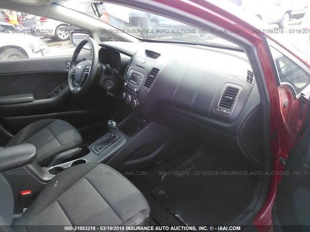 KNAFX4A66E5223702 - 2014 KIA FORTE LX RED photo 5