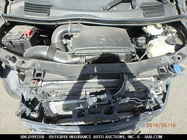 WD4PG2EE1G3103274 - 2016 MERCEDES-BENZ METRIS BROWN photo 10