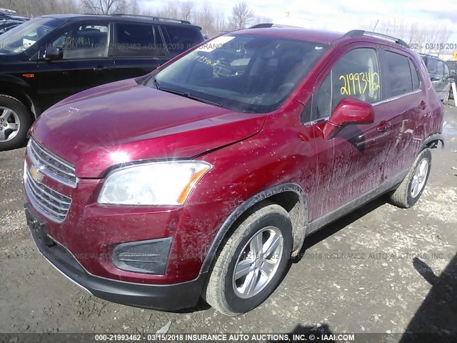 KL7CJRSB6FB255467 - 2015 CHEVROLET TRAX 1LT MAROON photo 2