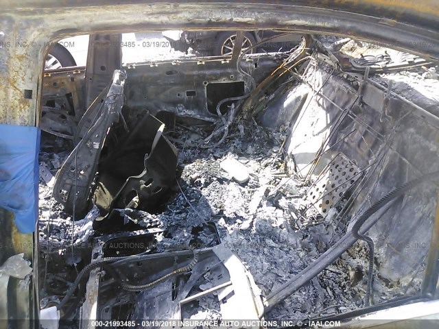 WBADT43412GY44053 - 2002 BMW 525 I AUTOMATIC 银色 照片 8