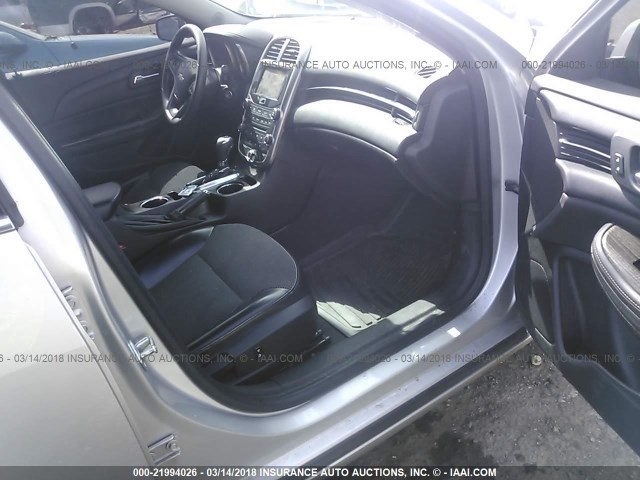 1G11C5SL9EU123742 - 2014 CHEVROLET MALIBU 1LT 银色 照片 5