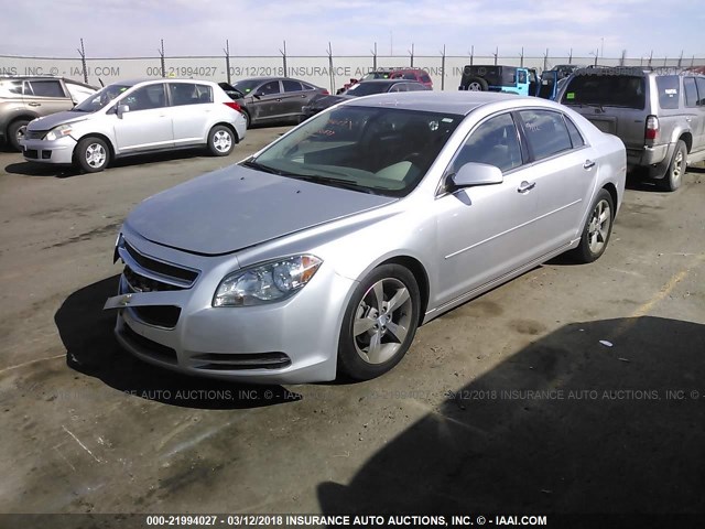 1G1ZC5E07CF388195 - 2012 CHEVROLET MALIBU 1LT 银色 照片 2