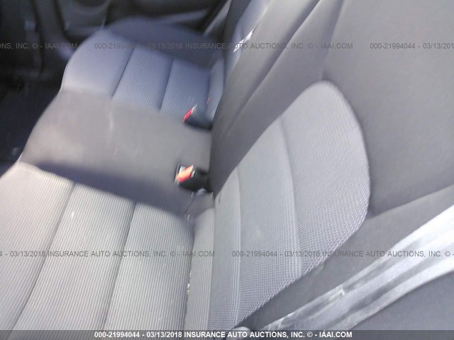 3KPFK4A71HE090706 - 2017 KIA FORTE LX SILVER photo 8