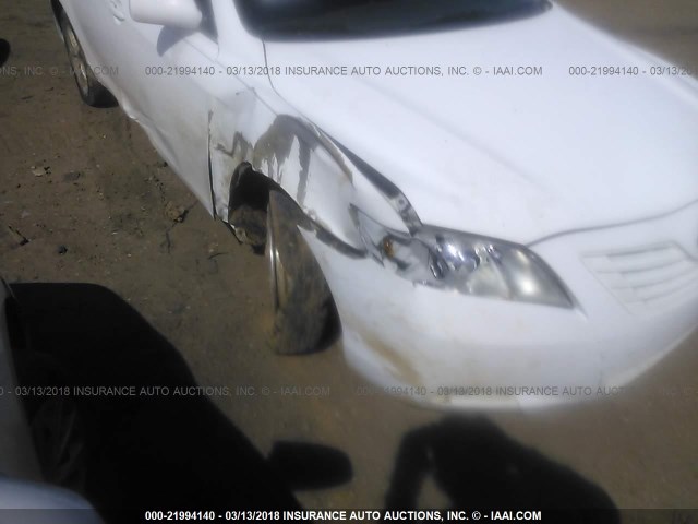 4T1BE46K08U781418 - 2008 TOYOTA CAMRY CE/LE/XLE/SE WHITE photo 6