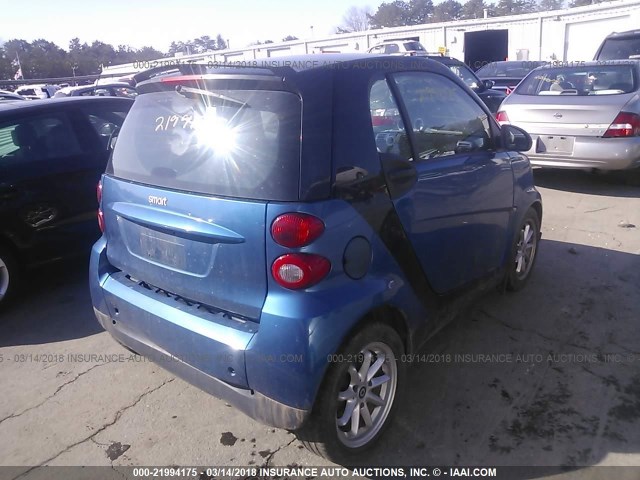 WMEEJ31X09K293918 - 2009 SMART FORTWO PURE/PASSION BLUE photo 4