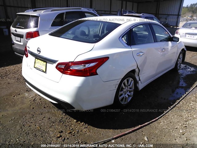 1N4AL3AP2HN319056 - 2017 NISSAN ALTIMA 2.5/S/SV/SL/SR WHITE photo 4