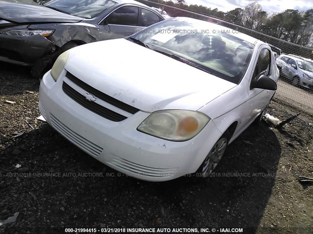 1G1AK15F567662652 - 2006 CHEVROLET COBALT LS WHITE photo 2