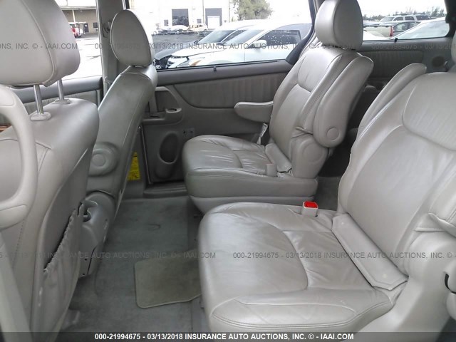 5TDYK4CC6AS329035 - 2010 TOYOTA SIENNA XLE/XLE LIMITED WHITE photo 8