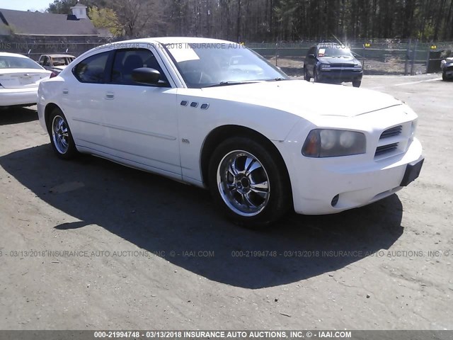 2B3KA43G26H395889 - 2006 DODGE CHARGER SE/SXT WHITE photo 1