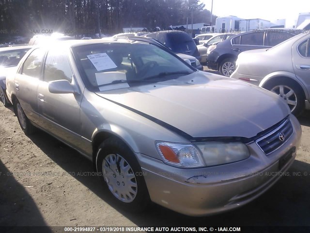 JT2BG22K810555951 - 2001 TOYOTA CAMRY CE/LE/XLE 金色 照片 1