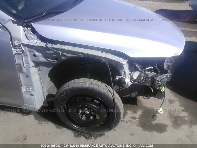 KNAGN4A70B5102727 - 2011 KIA OPTIMA EX/SX SILVER photo 6