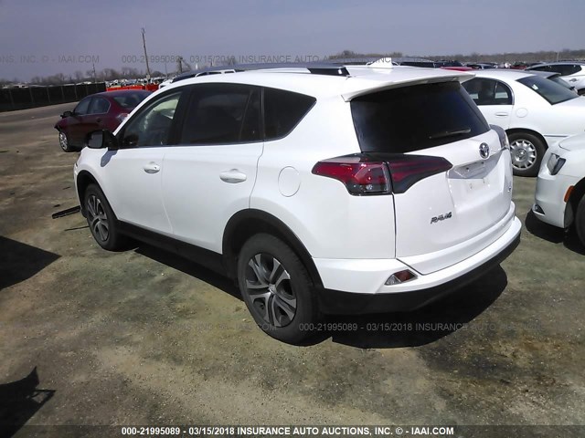 JTMBFREV5HD202157 - 2017 TOYOTA RAV4 LE WHITE photo 3