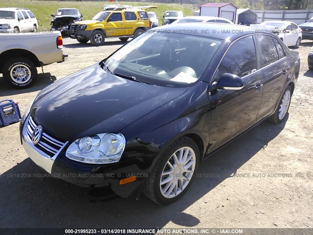 3VWRJ71K38M147142 - 2008 VOLKSWAGEN JETTA WOLFSBURG BLACK photo 2