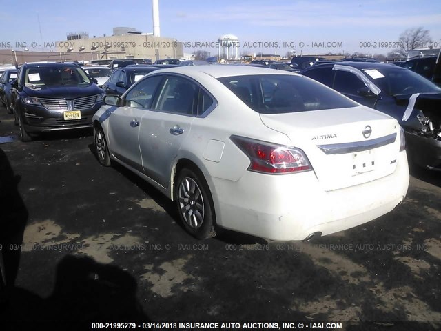 1N4AL3AP2EN381245 - 2014 NISSAN ALTIMA 2.5/S/SV/SL WHITE photo 3