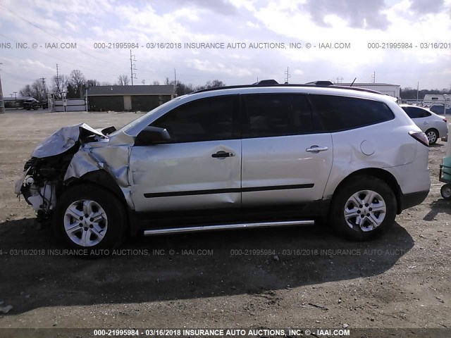 1GNKRFKD3EJ321346 - 2014 CHEVROLET TRAVERSE LS SILVER photo 6