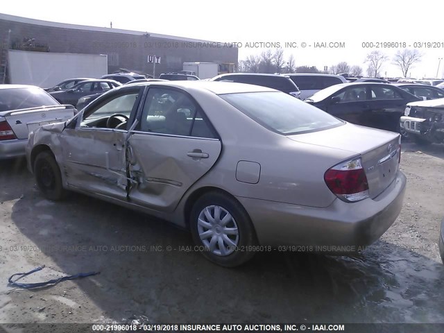 4T1BE32K15U415205 - 2005 TOYOTA CAMRY LE/XLE/SE TAN photo 3